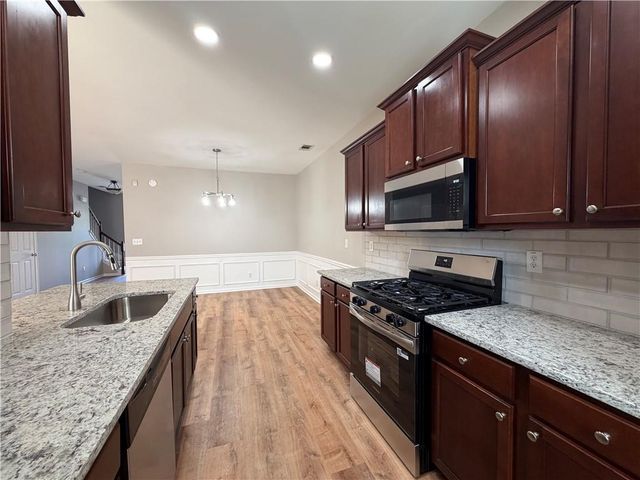 2300 Leicester Way SE, Atlanta, GA 30316
