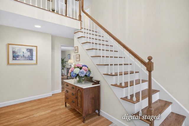 4 Surrey Lane, East Dennis, MA 02641