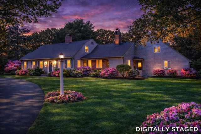 4 Surrey Lane, East Dennis, MA 02641