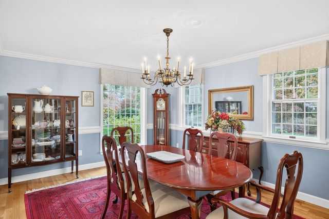 4 Surrey Lane, East Dennis, MA 02641