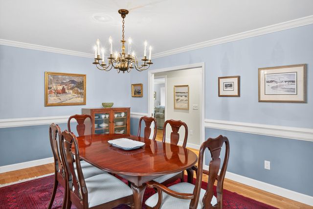 4 Surrey Lane, East Dennis, MA 02641