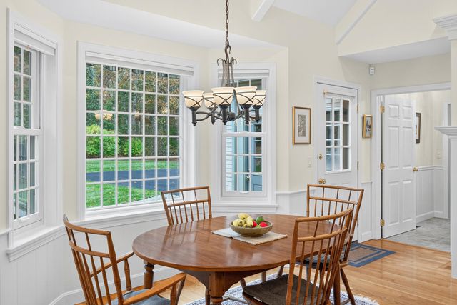 4 Surrey Lane, East Dennis, MA 02641