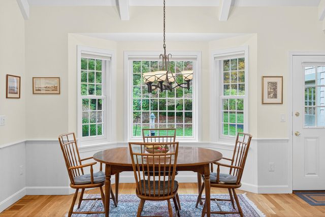 4 Surrey Lane, East Dennis, MA 02641