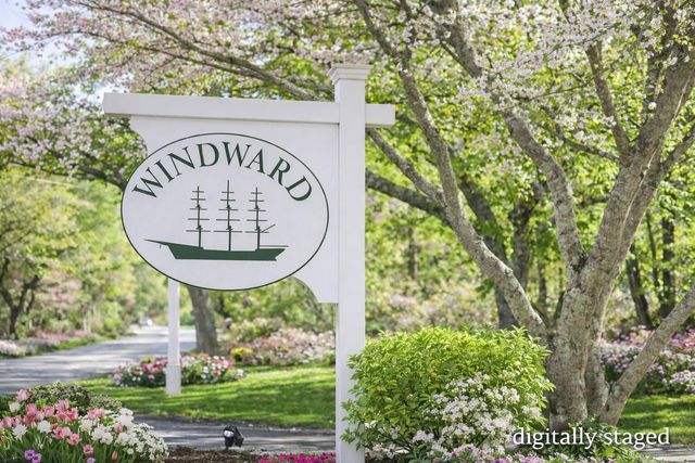 4 Surrey Lane, East Dennis, MA 02641