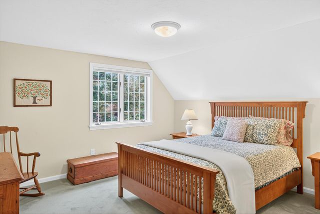 4 Surrey Lane, East Dennis, MA 02641