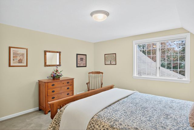 4 Surrey Lane, East Dennis, MA 02641