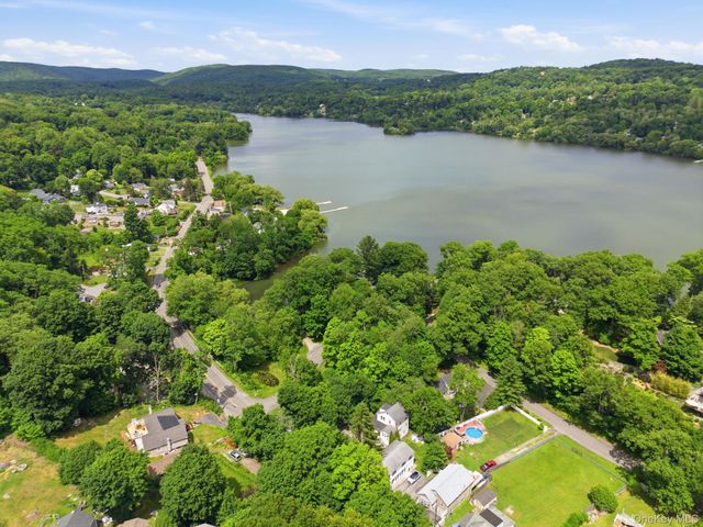 123 Haviland Drive, Patterson, NY 12563