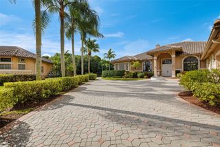 11613 NW 5th St, Plantation, FL 33325