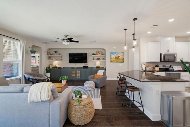 7216 Ondantra BND, Austin, TX 78744