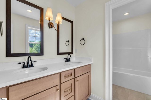 32 Tubbs Mountain Rd Ext Extension, Travelers Rest, SC 29690