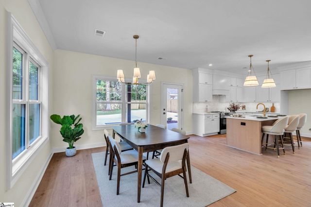 32 Tubbs Mountain Rd Ext Extension, Travelers Rest, SC 29690