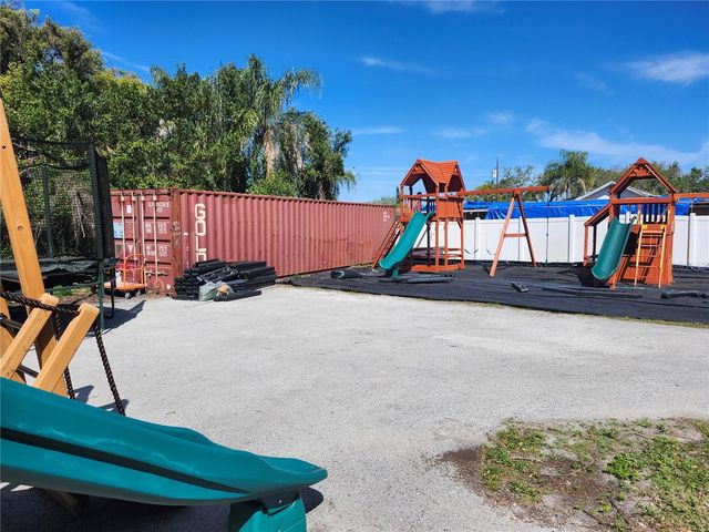 1901 W SLIGH AVENUE, Tampa, FL 33604