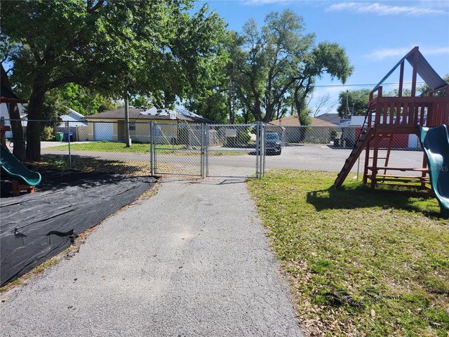 1901 W SLIGH AVENUE, Tampa, FL 33604