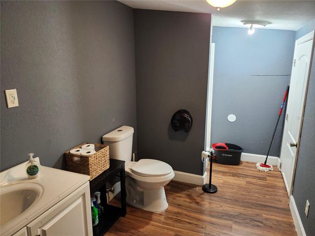 1901 W SLIGH AVENUE, Tampa, FL 33604