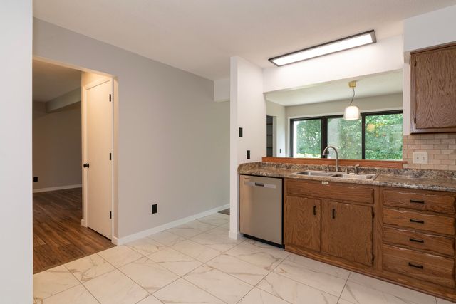 2373 Fairgrove Street, Oshtemo Twp, MI 49009