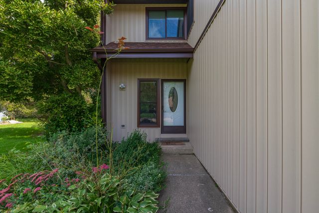 2373 Fairgrove Street, Oshtemo Twp, MI 49009