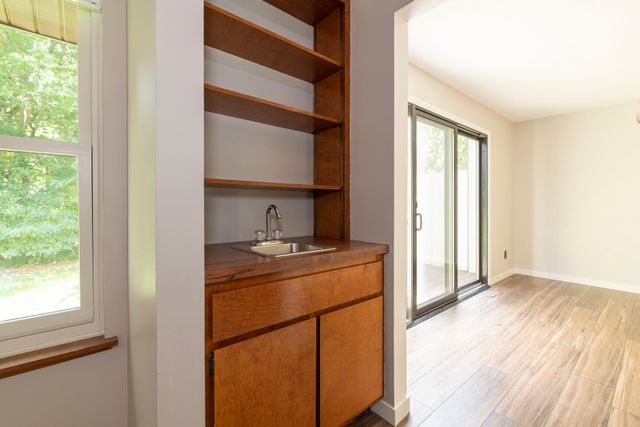 2373 Fairgrove Street, Oshtemo Twp, MI 49009