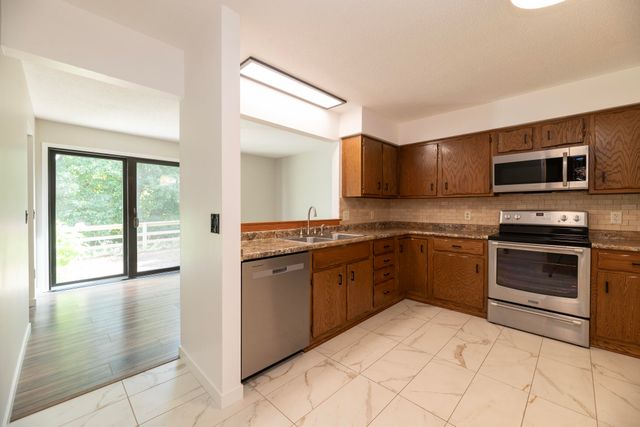 2373 Fairgrove Street, Oshtemo Twp, MI 49009