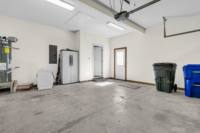 7744 Fayetteville Road, North Charleston, SC 29418
