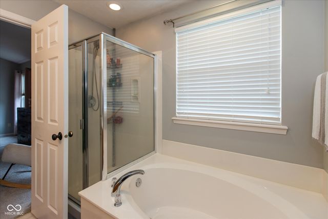 1238 Starcross Drive, Indianapolis, IN 46239