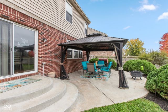 1238 Starcross Drive, Indianapolis, IN 46239