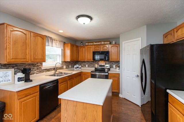 1238 Starcross Drive, Indianapolis, IN 46239