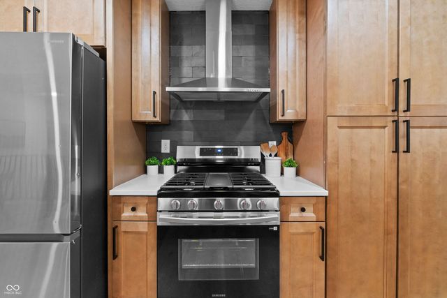 116 Wintergreen Drive, Noblesville, IN 46062