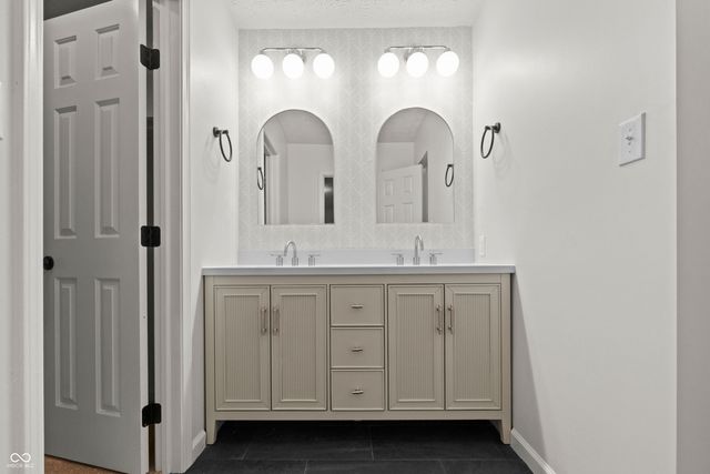 116 Wintergreen Drive, Noblesville, IN 46062