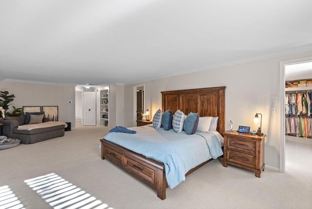 14220 Hillside ROAD, Elm Grove, WI 53122