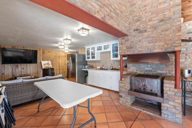 14220 Hillside ROAD, Elm Grove, WI 53122