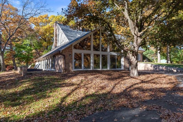 14220 Hillside ROAD, Elm Grove, WI 53122