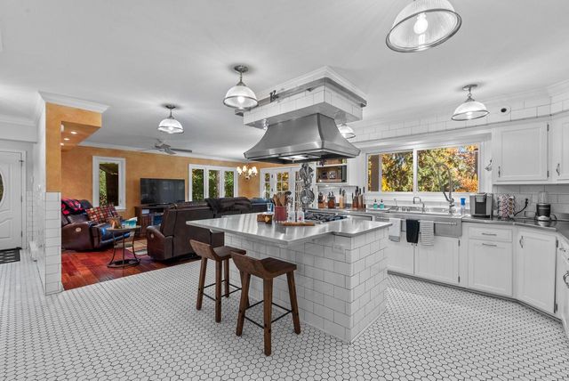 14220 Hillside ROAD, Elm Grove, WI 53122