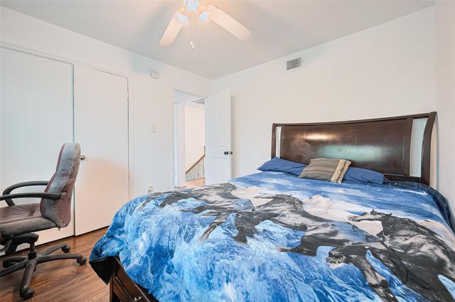 10174 Beekman Place Drive, Houston, TX 77043