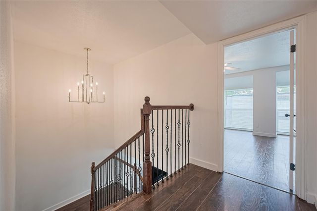 10174 Beekman Place Drive, Houston, TX 77043