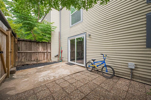 10174 Beekman Place Drive, Houston, TX 77043