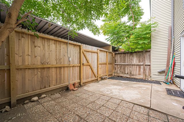 10174 Beekman Place Drive, Houston, TX 77043