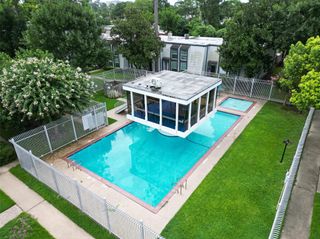 10174 Beekman Place Drive, Houston, TX 77043