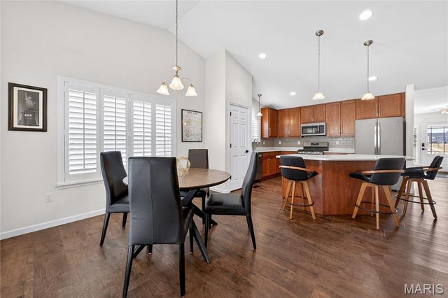 958 Crestwood Lane, O'fallon, MO 63366