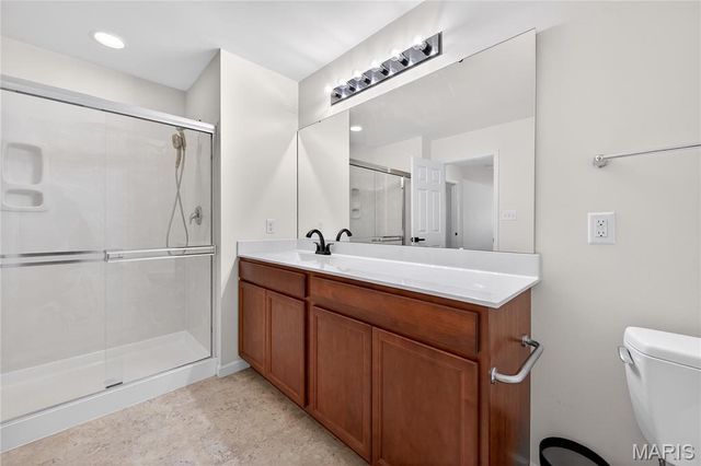 958 Crestwood Lane, O'fallon, MO 63366