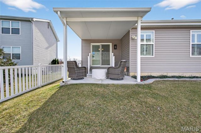 958 Crestwood Lane, O'fallon, MO 63366