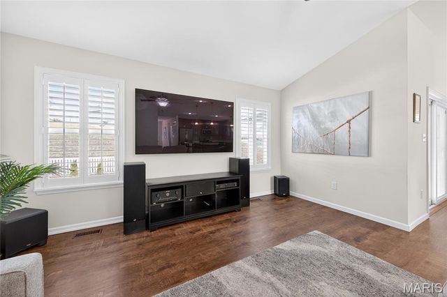 958 Crestwood Lane, O'fallon, MO 63366