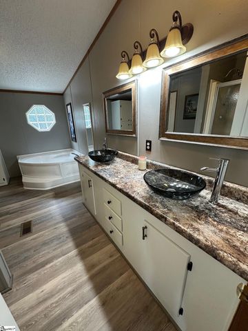 207 Elijah Simmons Road, Woodruff, SC 29388