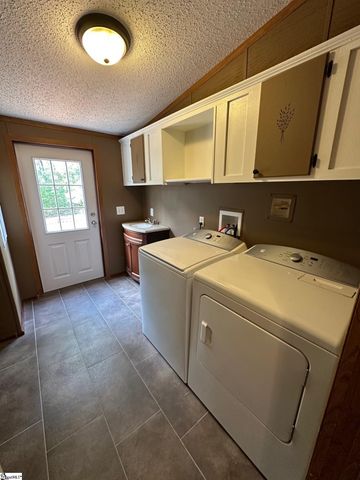 207 Elijah Simmons Road, Woodruff, SC 29388