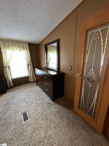 207 Elijah Simmons Road, Woodruff, SC 29388