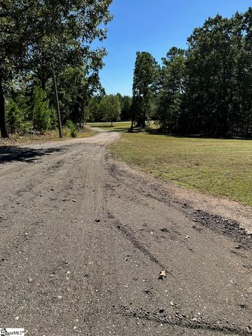 207 Elijah Simmons Road, Woodruff, SC 29388