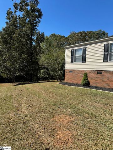 207 Elijah Simmons Road, Woodruff, SC 29388