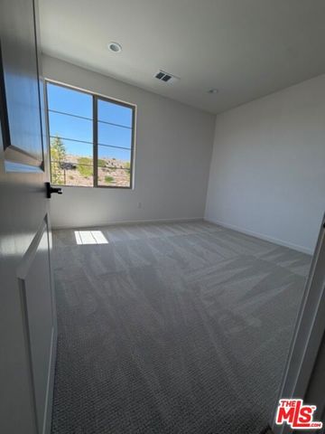 28908 Vertex Way, Santa Clarita, CA 91350