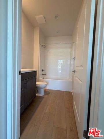 28908 Vertex Way, Santa Clarita, CA 91350