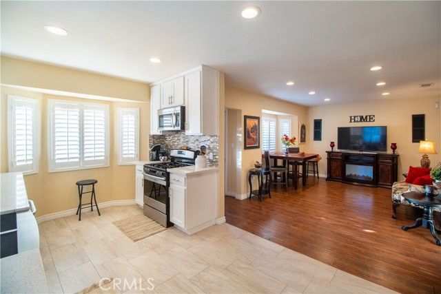 5345 La Sierra Avenue, Riverside, CA 92505