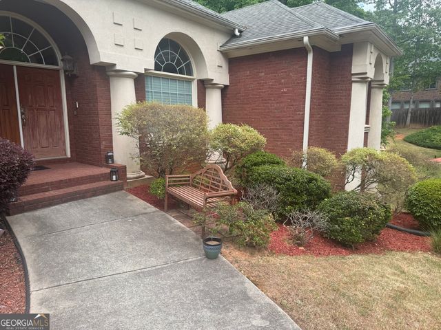 212 Amy Over Look, South Fulton, GA 30349